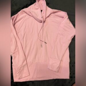 4/$20 Super soft sweater size medium